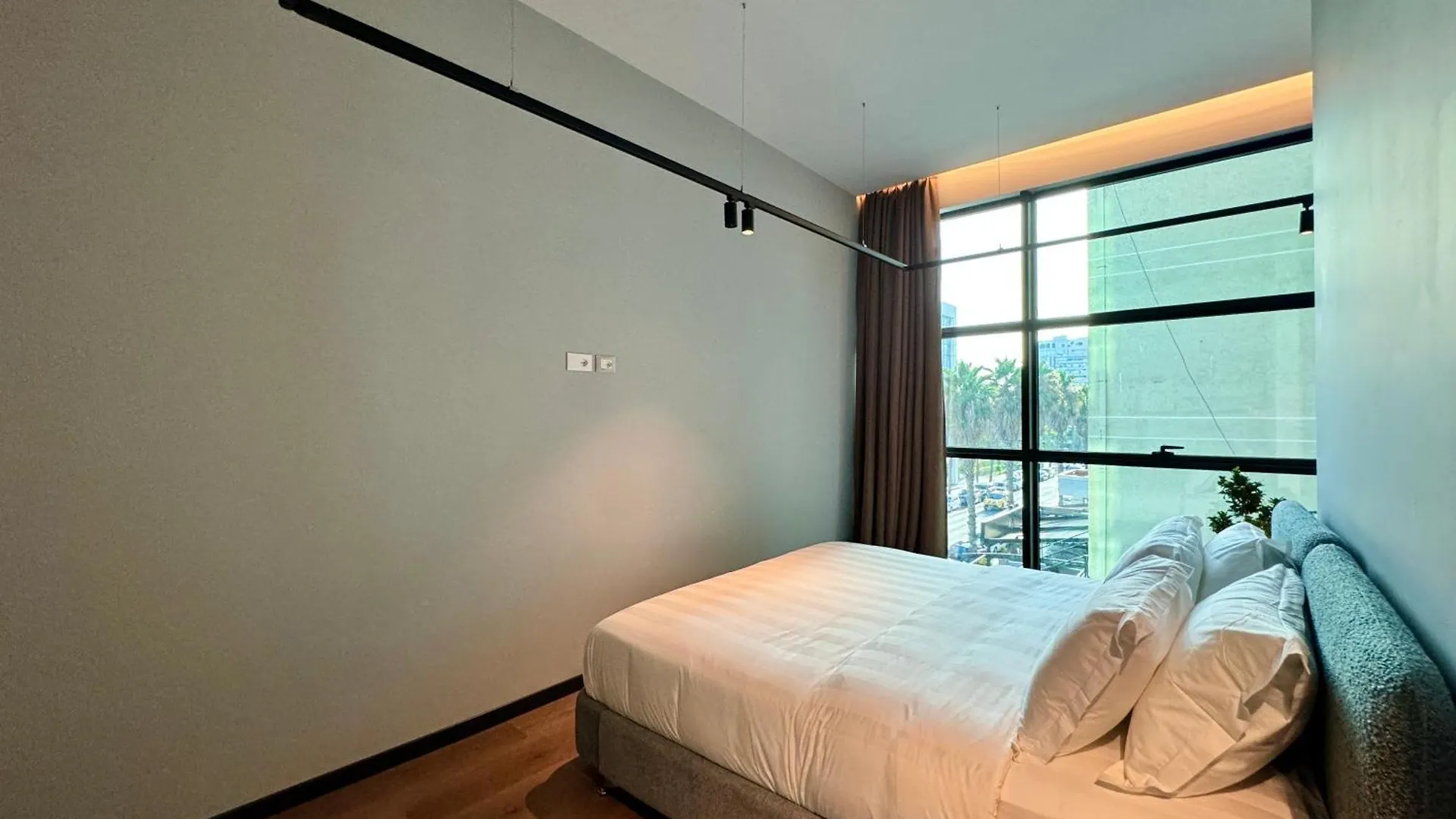 Zins Luxury Apartments Durrës Szálloda