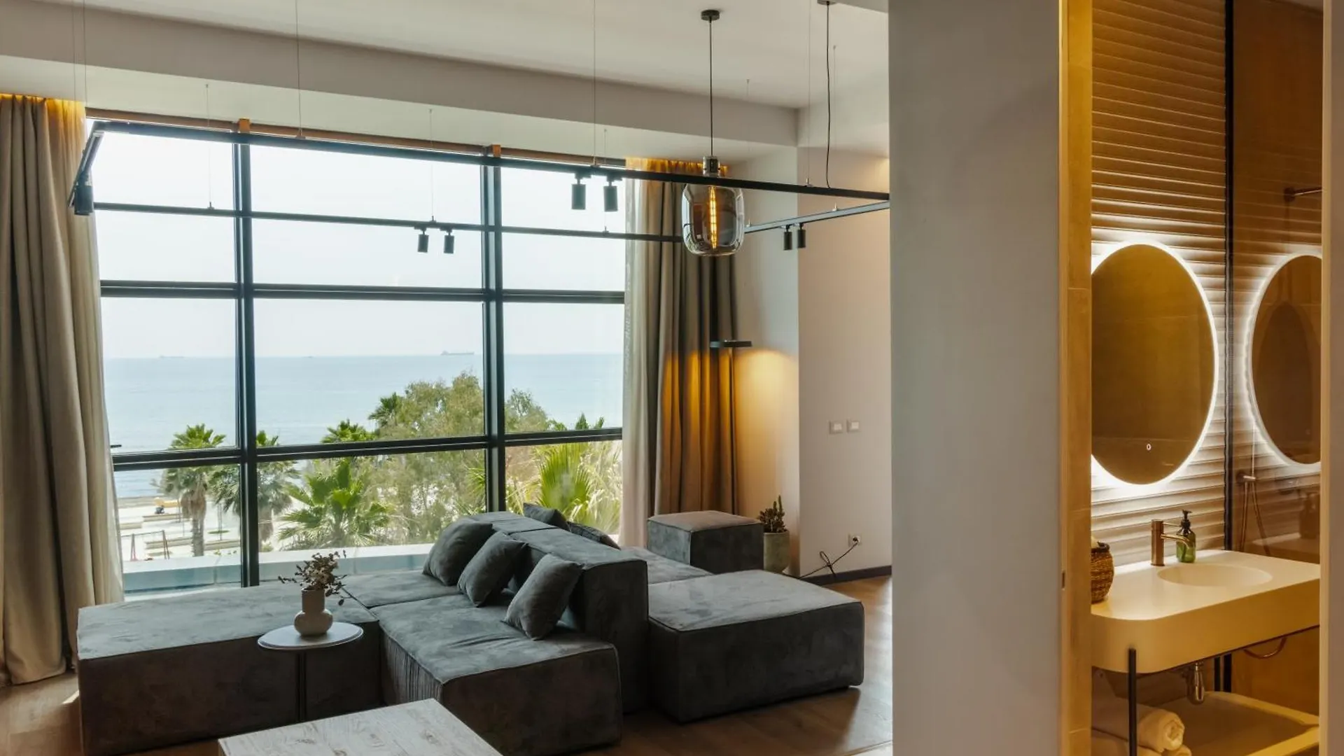 Zins Luxury Apartments Durrës Albánia