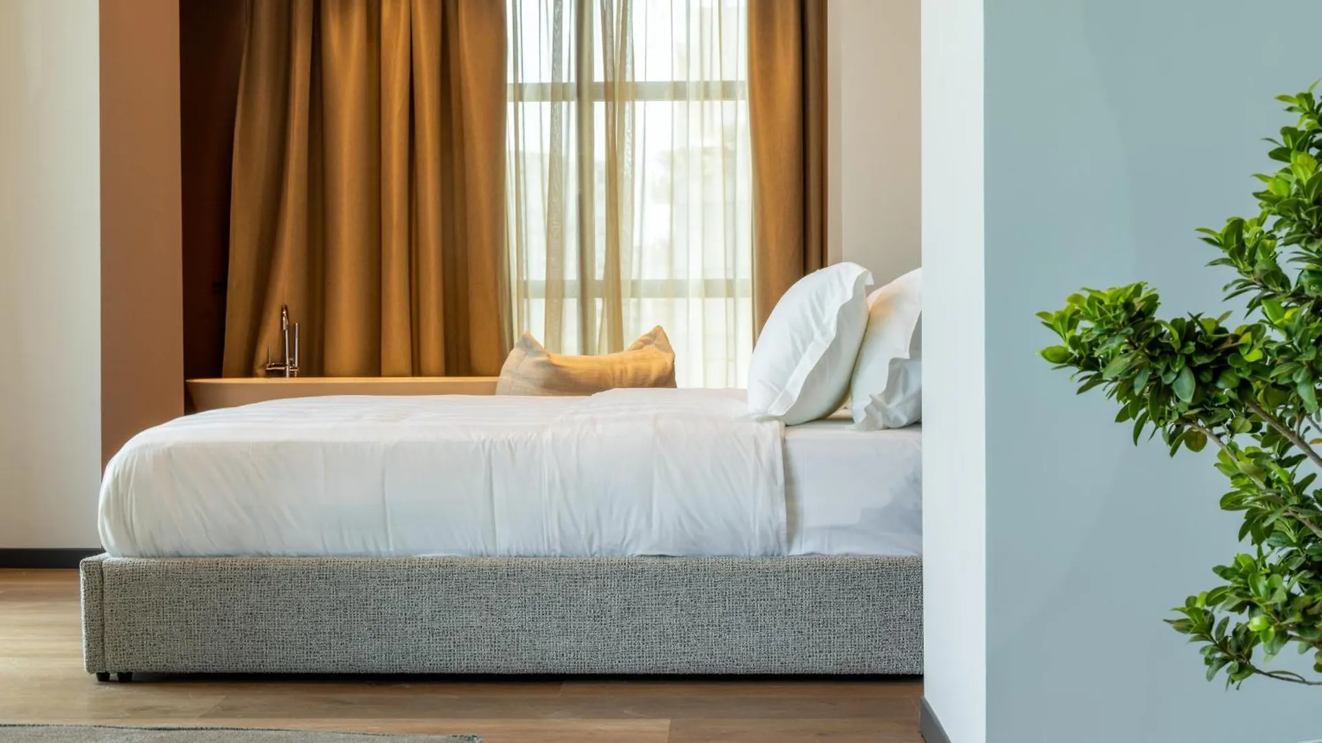 Zins Luxury Apartments Durrës 0*,  Albánia